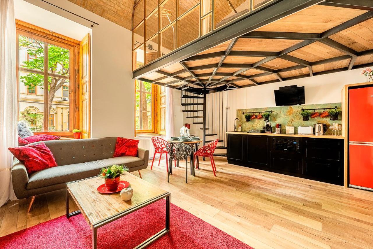 Liszt Designer 2Bedroom Center Apartment Budapest Luaran gambar