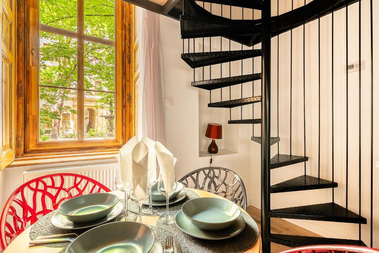 Liszt Designer 2Bedroom Center Apartment Budapest Luaran gambar