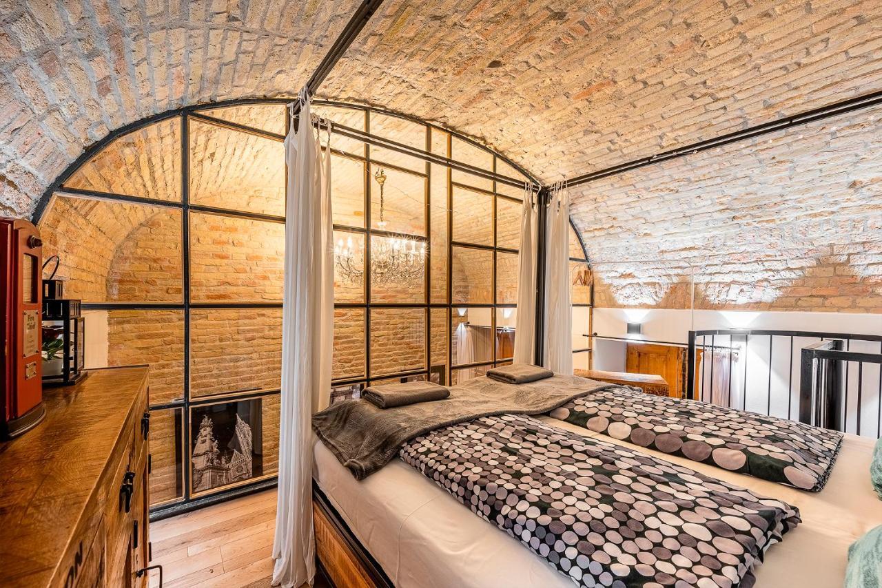 Liszt Designer 2Bedroom Center Apartment Budapest Luaran gambar