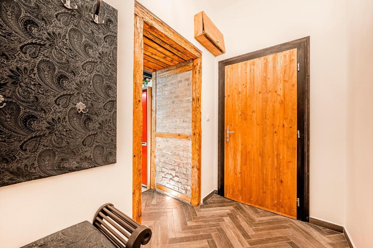Liszt Designer 2Bedroom Center Apartment Budapest Luaran gambar