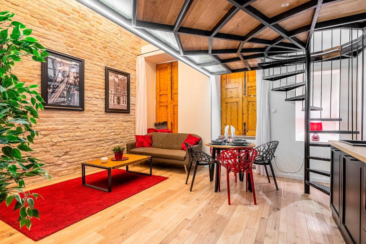 Liszt Designer 2Bedroom Center Apartment Budapest Luaran gambar